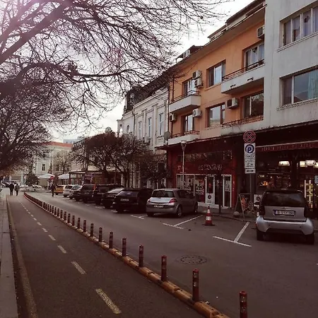 оазис 1 във Апартамент *